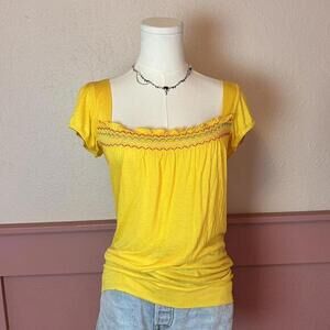 y2k gyaru smocked top  the namuu sz small yellow boho